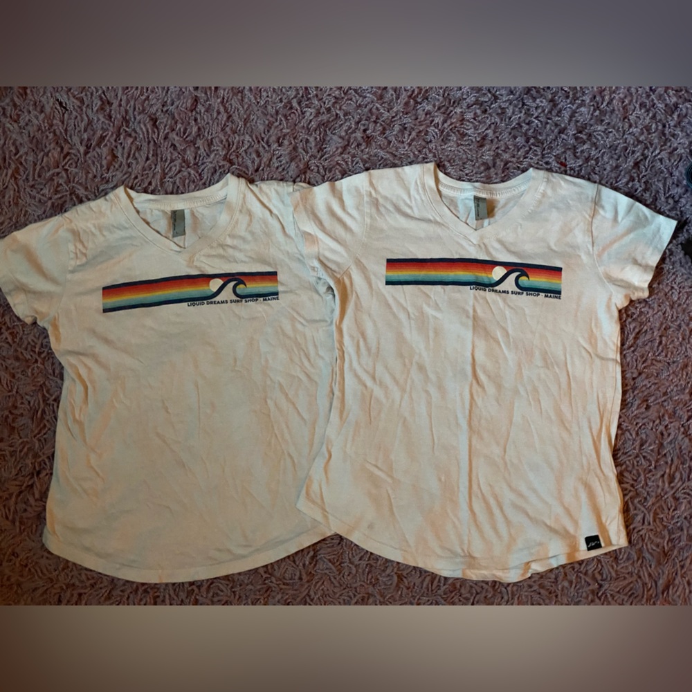 2 Liquid Dreams Surf Shop Wave Graphic Kids T-Shirt L 10/12